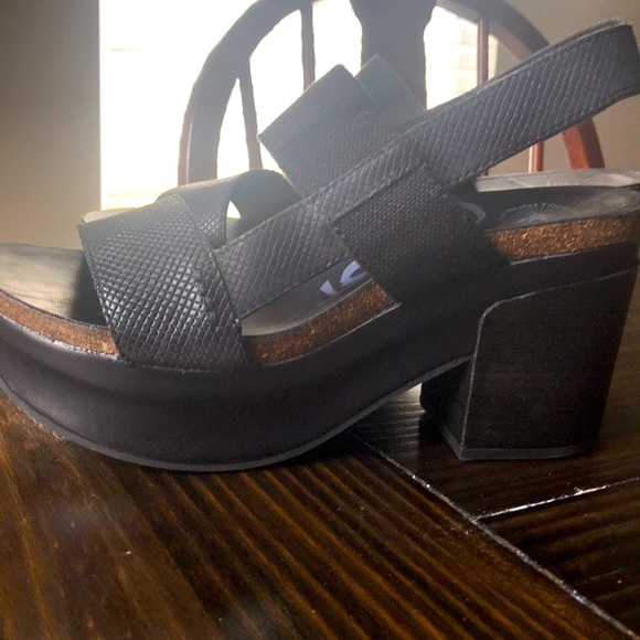 OTBT- black wedges- 7.5- worn only a couple of times, like brand new! - Picture 4 of 4